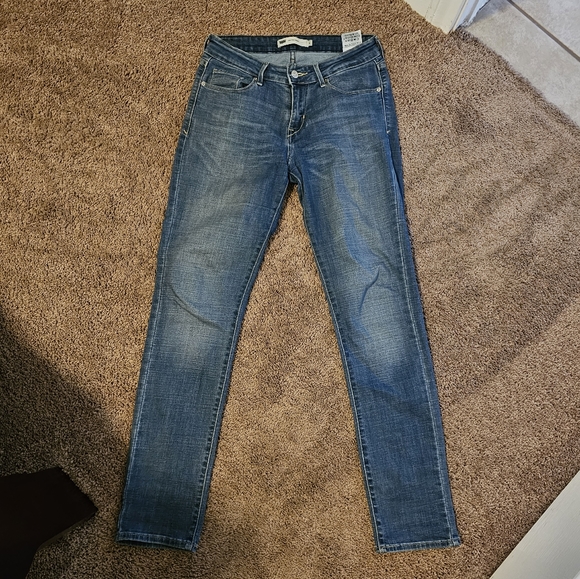 Mid Rise Skinny Levi's Stretchy Blue Jeans - Picture 4 of 8